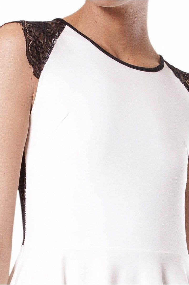 Vestido blanco encaje espalda